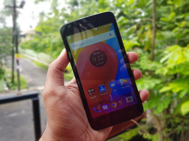 Moto C Review