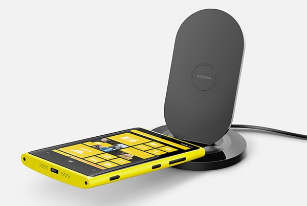 Nokia-Wireless-Charging-Stand-2000x1000-jpg
