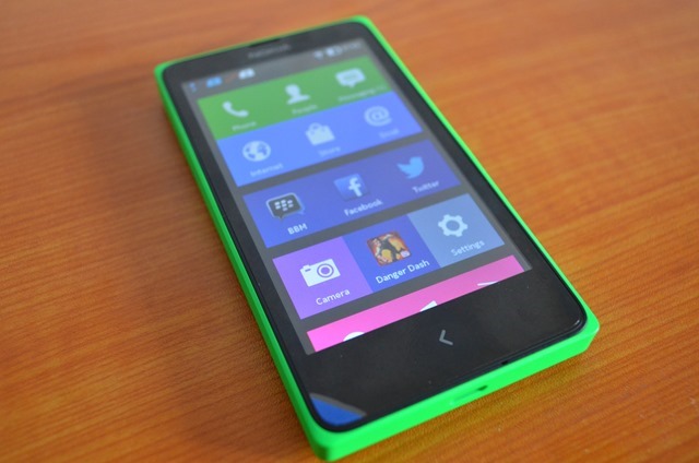 Nokia X (7)