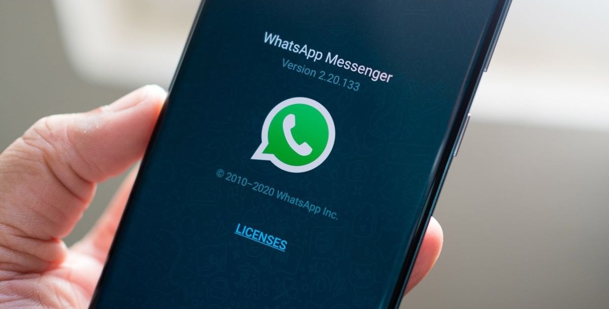 how to make a video call between iphone and android